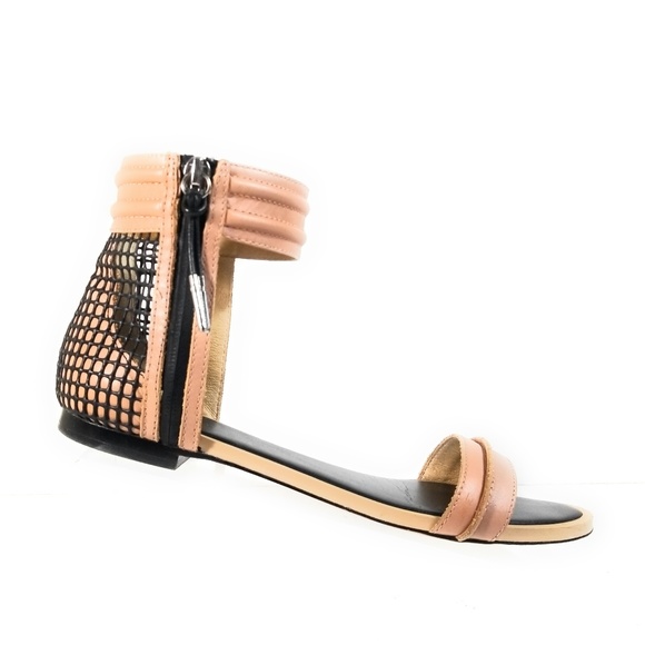 L.A.M.B. Shoes - L.A.M.B Black Nude Beige Leather Flats Sandals 9M